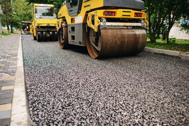 Best Interlocking Driveway Pavers  in Lowell, MA